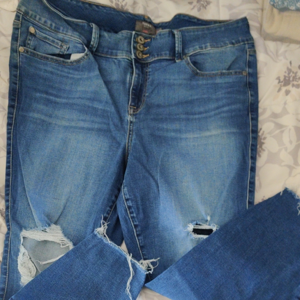 torrid Medium Blue Distressed Stretch Women's Jeggings